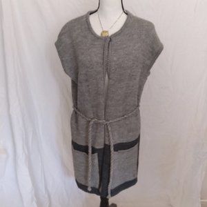 Carolina Herrera long gray open sleeveless sweater sz XS